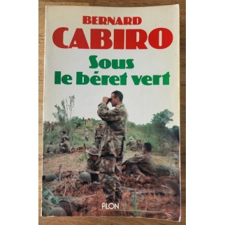 Sous le béret vert
